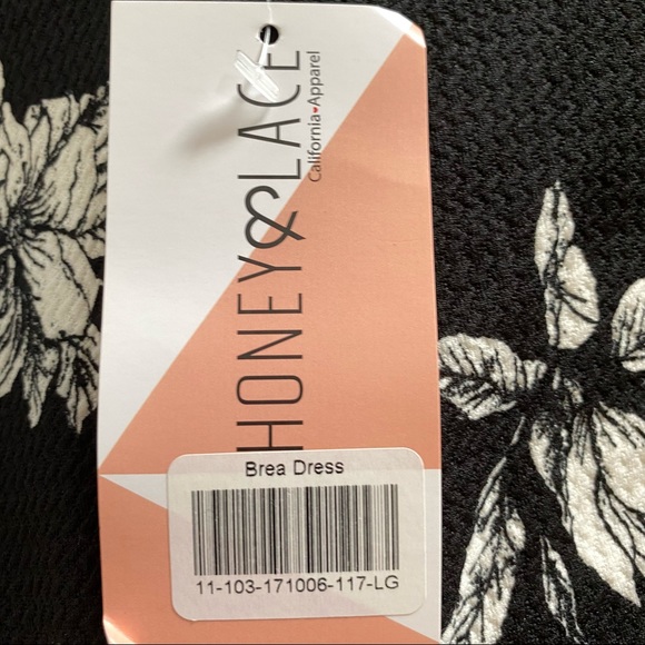 Honey & Lace Floral Brea 3/4 Sleeve Swing Dress - Picture 7 of 10